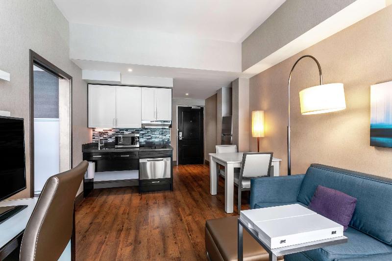 اتاق استاندارد, Holiday Inn Lancaster, An Ihg