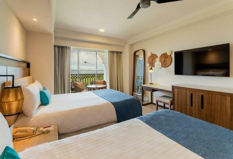 Cameră Deluxe cu Vedere la Lac, Gr Solaris Cancun All Inclusive