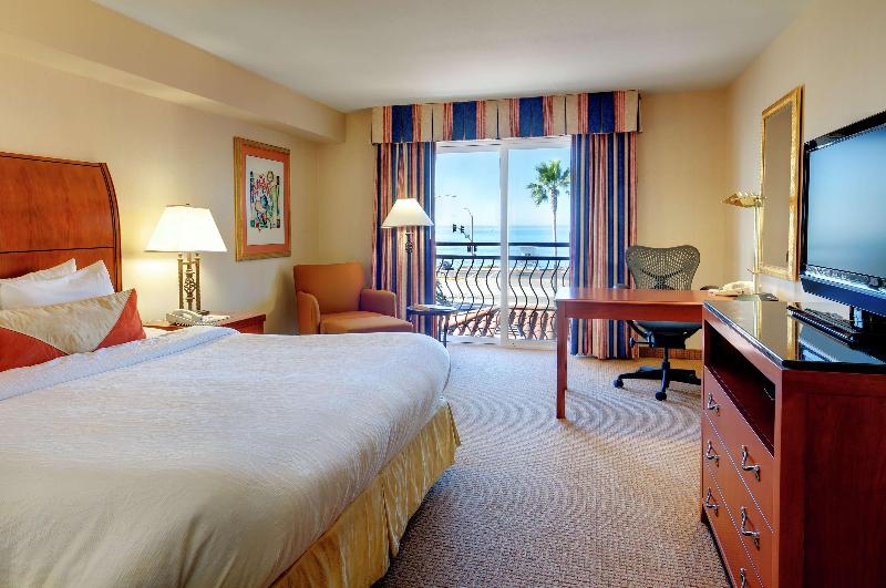 带大床的标准间, Hilton Garden Inn Carlsbad Beach