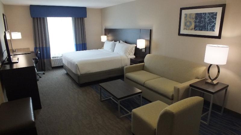 Люкс Кровать Кинг, Holiday Inn Hotel & Suites Regina, An Ihg