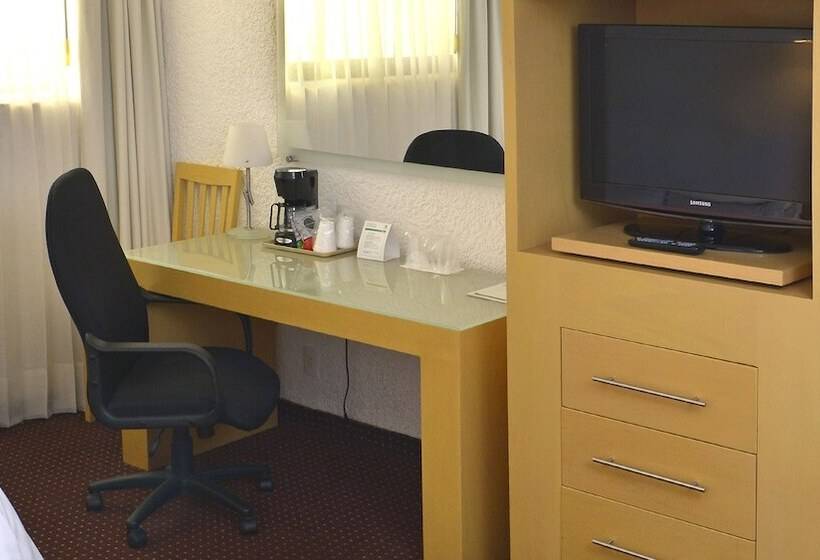 Номер Стандарт 2 Двуспальные Кровати, Holiday Inn Morelia, An Ihg