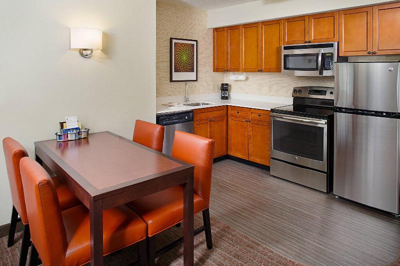Люкс, Residence Inn Houstonwest University
