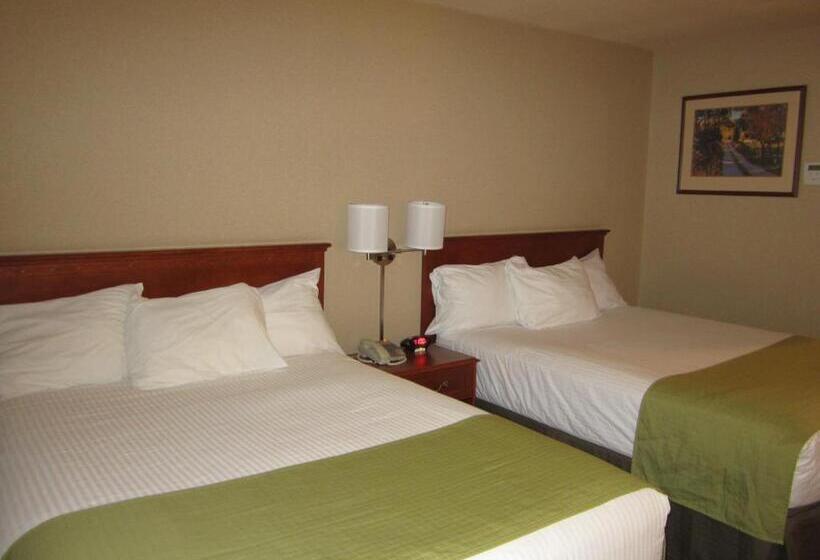 Номер Стандарт, Super 8 By Wyndham Fort St. John Bc