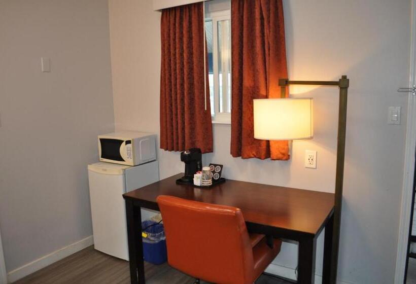 标准间, Travelodge By Wyndham Langley