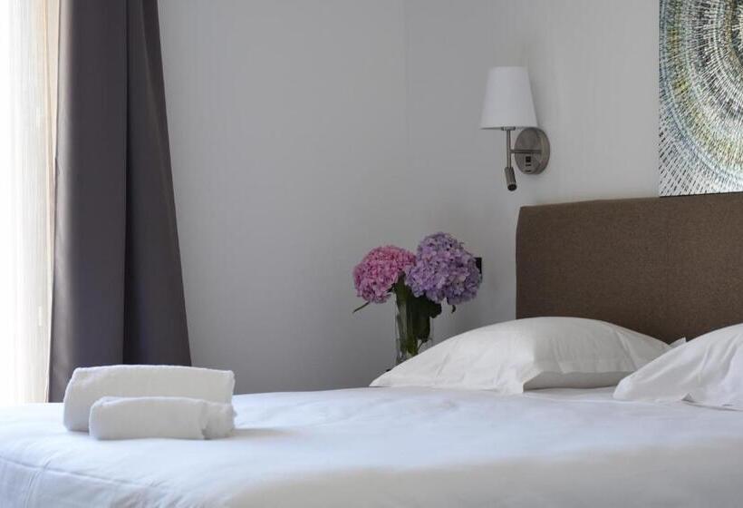 اتاق استاندارد سه نفره, Hôtel Casa Mea