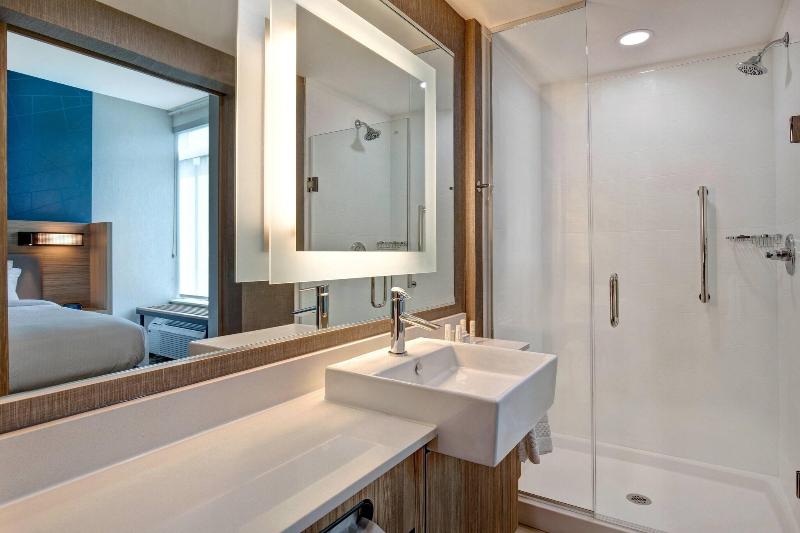 Люкс Кровать Кинг, Springhill Suites By Marriott Orangeburg