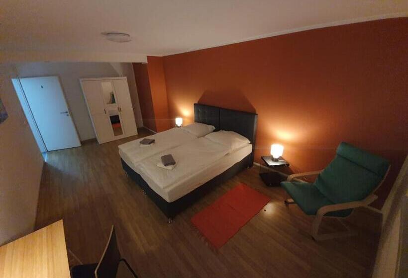 스탠다드 룸 공동 욕실, White Pearl Hostel 2