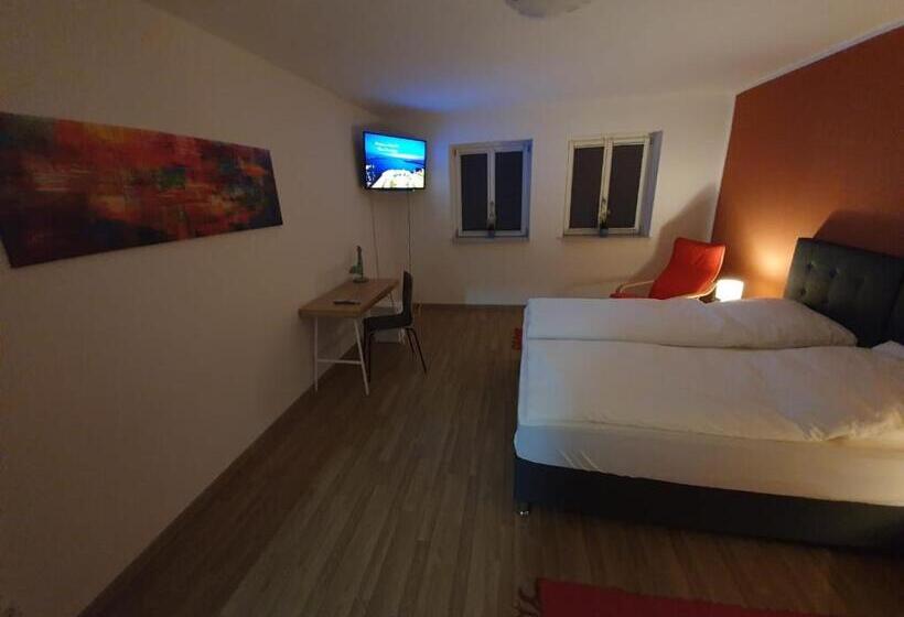스탠다드 룸 공동 욕실, White Pearl Hostel 2