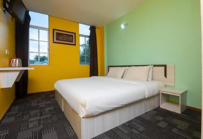 اتاق لوکس با تخت بزرگ, Madani Hotel Cameron Highland