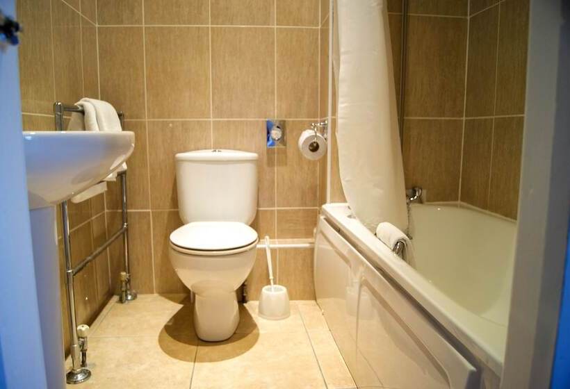 اتاق استاندارد یک نفره, Cumberland Hotel   Oceana Collection