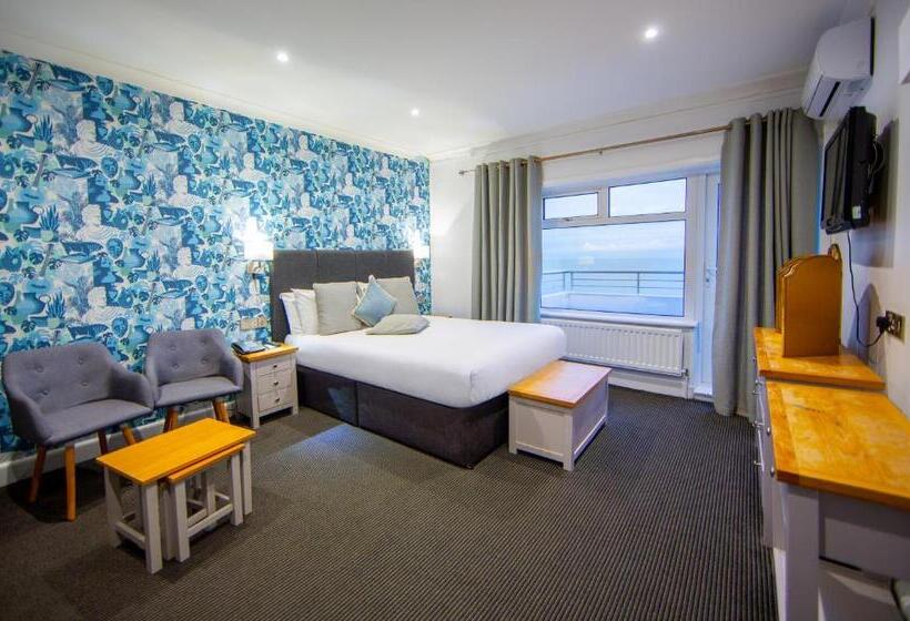 اتاق استاندارد با بالکن و چشم‌انداز دریا, Cumberland Hotel   Oceana Collection