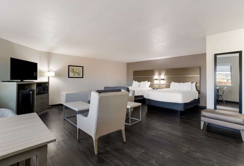 Номер Стандарт 2 Двуспальные Кровати, Best Western Grants Inn