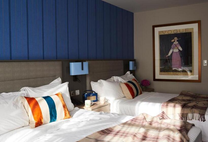 Семейный Номер, Pendley Manor