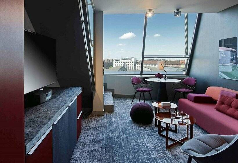 Полулюкс Дюплекс, Sofitel Munich Bayerpost