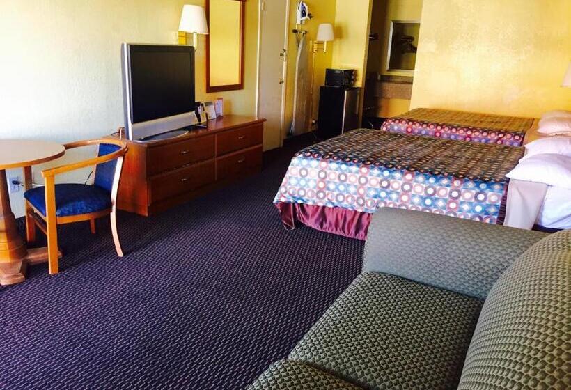 Студия Стандарт, Travelodge By Wyndham New Braunfels