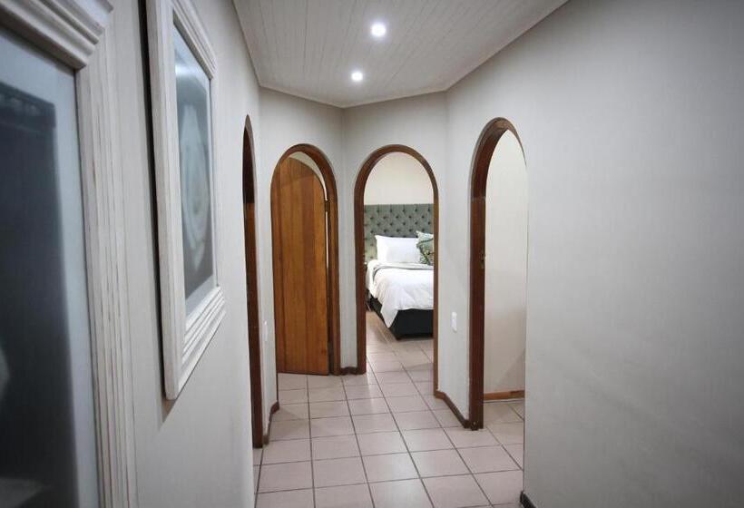 Дом 1 Спальня, Crestwood Bed & Breakfast