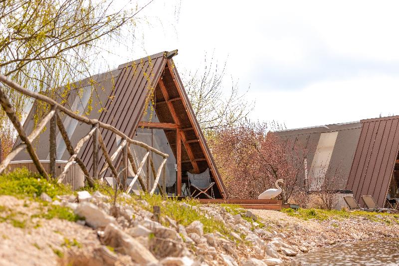 چادر با خدمات رفاهی استاندارد, Nabi Resort Glamping & Spa