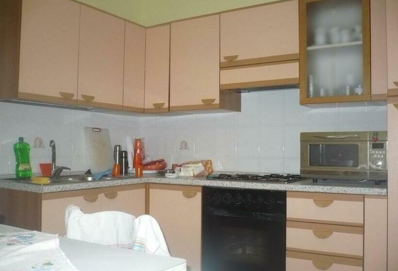 اتاق استاندارد, B&b Sardinia Room Siscaledda