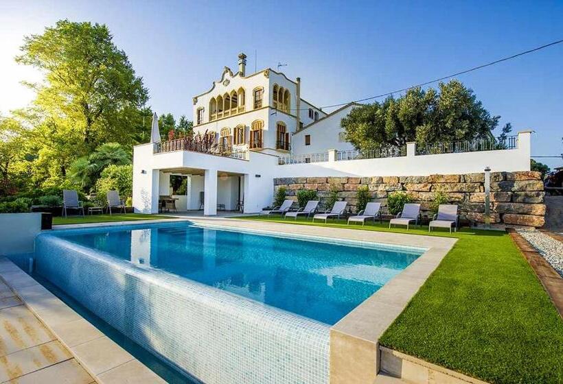 اتاق استاندارد با چشم‌انداز باغ, Bolet Casa Modernista