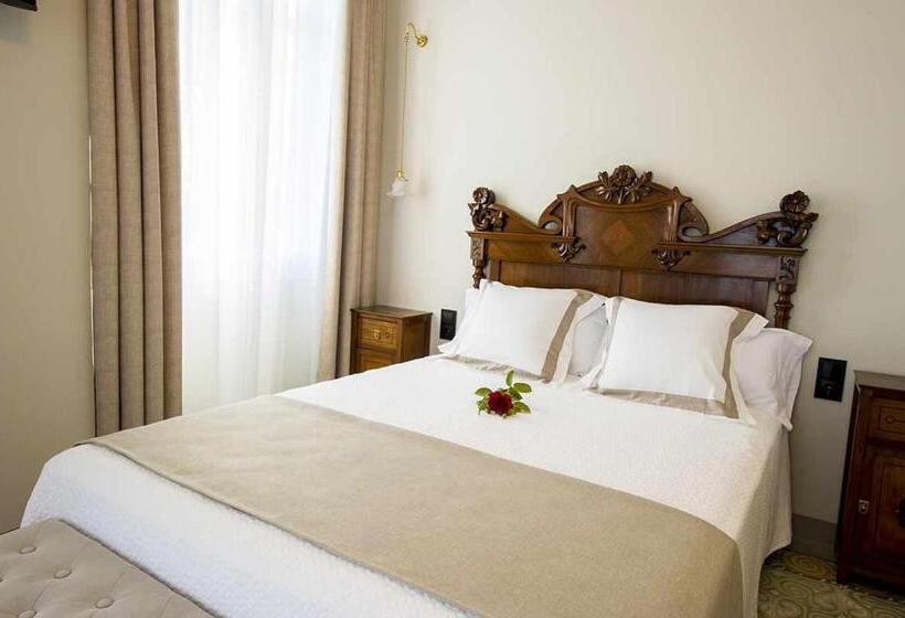 اتاق لوکس, Bolet Casa Modernista