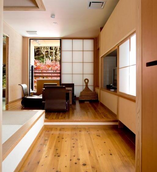 Quarto Estandar, Onsen Ryokan Yamaki