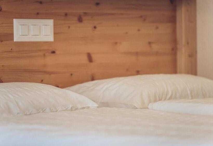 اتاق راحتی, Club Hotel Rooms Only   By Mountain Hotels