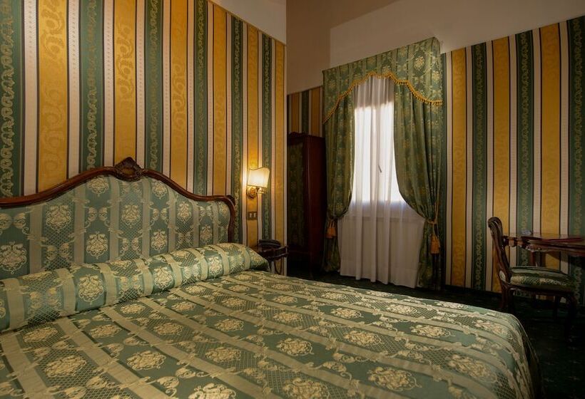 Superior Room with Views, Centauro