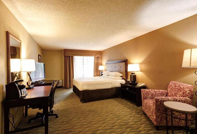 Pokój Typu Standard Łóżko King Przystosowany dla Osób Niepełnosprawnych, Crowne Plaza Jacksonville Airport, An Ihg