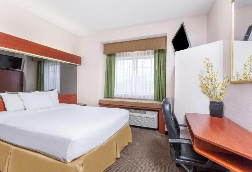 Студия Стандарт, Days Inn By Wyndham Near Kansas Speedway