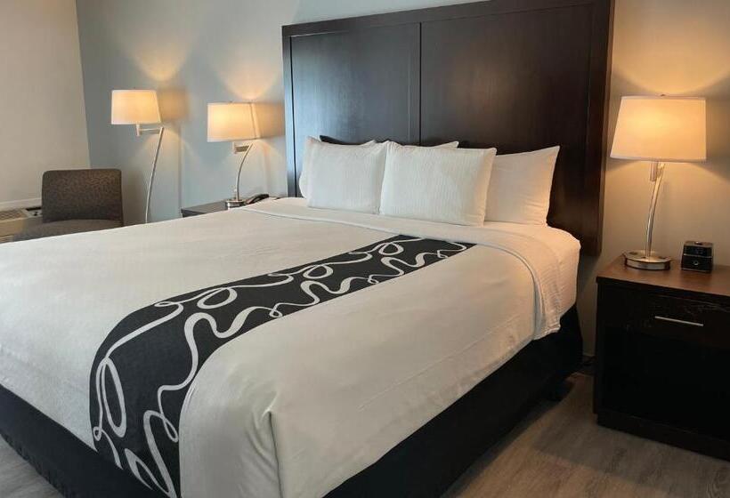 Люкс Кровать Кинг, La Quinta Inn By Wyndham Lynnwood