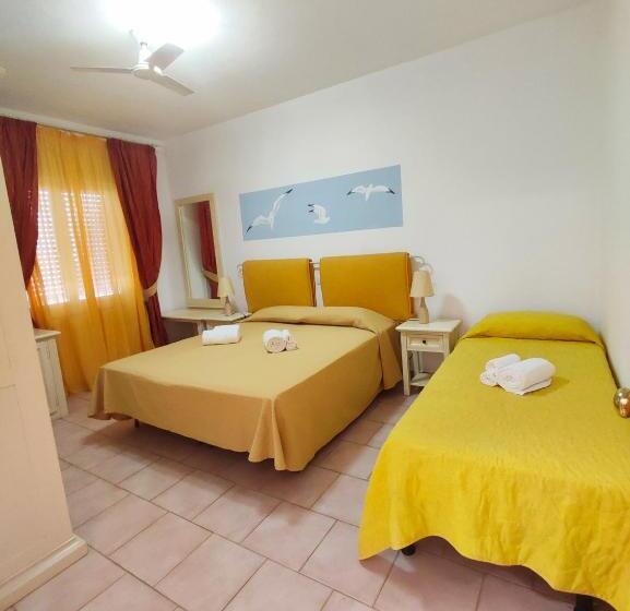 Четырехместный Номер Стандарт, A.i.r. Hotel Gabbiano