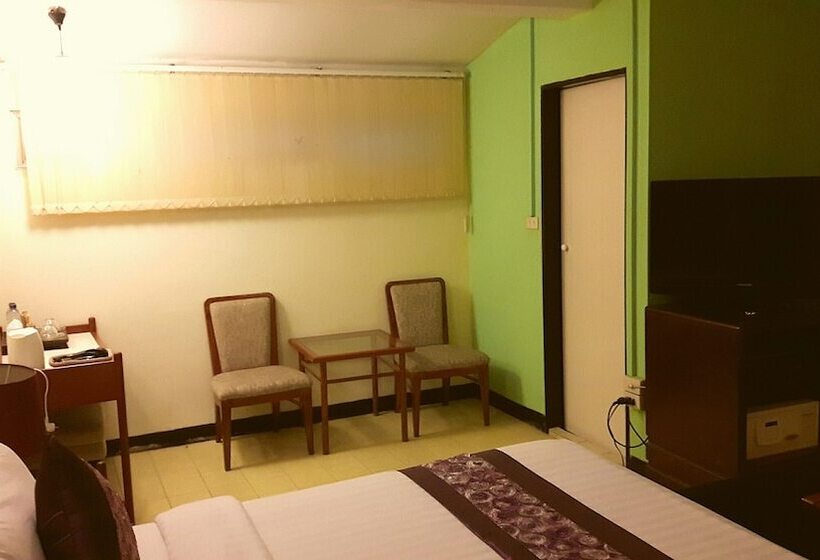 Suíte Júnior, Sawasdee Sukhumvit Inn