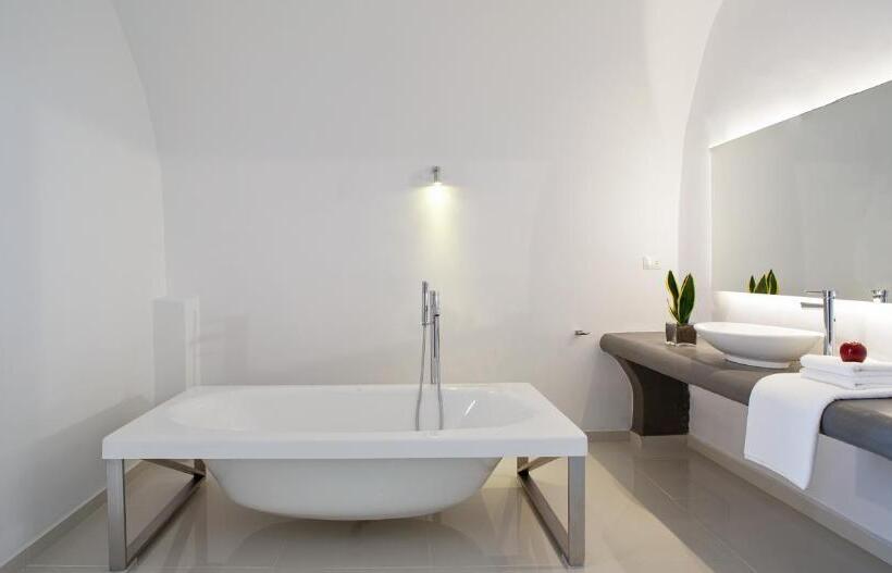 סוויטת סופריור, Katikies Chromata Santorini   The Leading Hotels Of The World