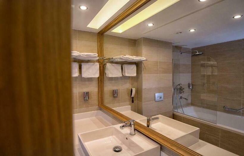חדר משפתחתי סופריור, Royal & Imperial Belvedere Resort