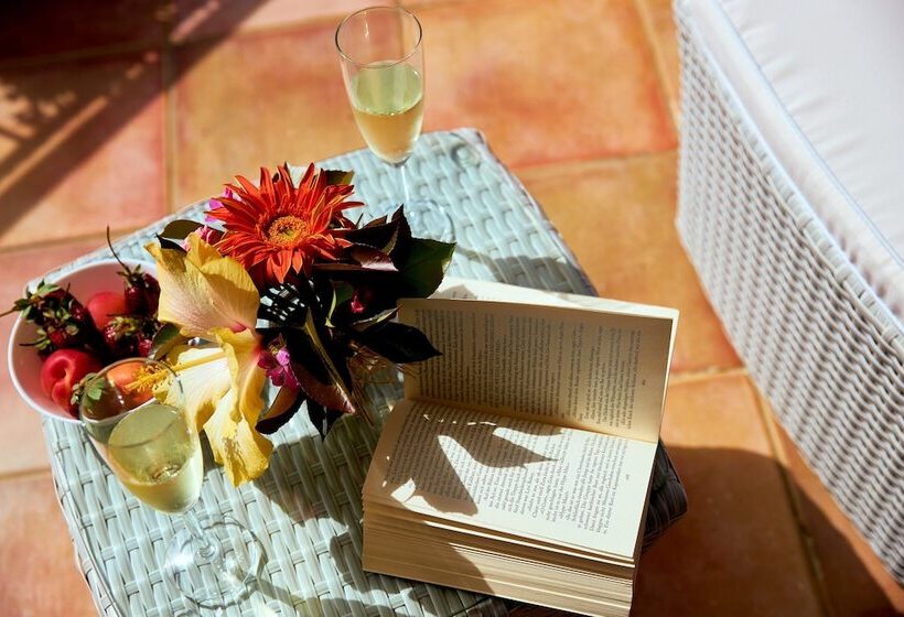 Люкс Вид на Бассейн, Cuore Del Cilento Relais&retreat