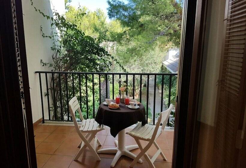 Quarto Triplo Standard Vista Jardim, Gabbiano Beach
