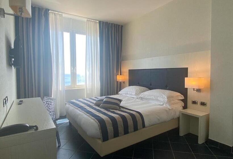 Classic Room Double Bed Sea View, Best Western Hotel Acqua Novella