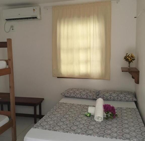 غرفة قياسية رباعية, Casas Coloniais