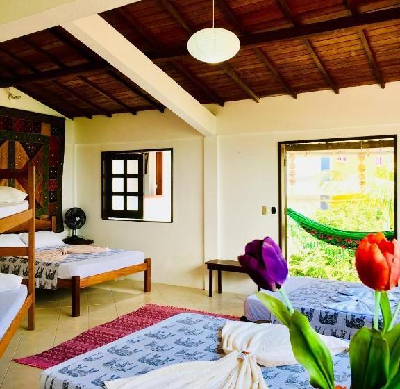 جناح مطلّ علي البحر, Casas Coloniais