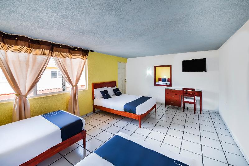 4 Bett Standardzimmer, Capital O Colón, Ciudad Guzmán Jalisco