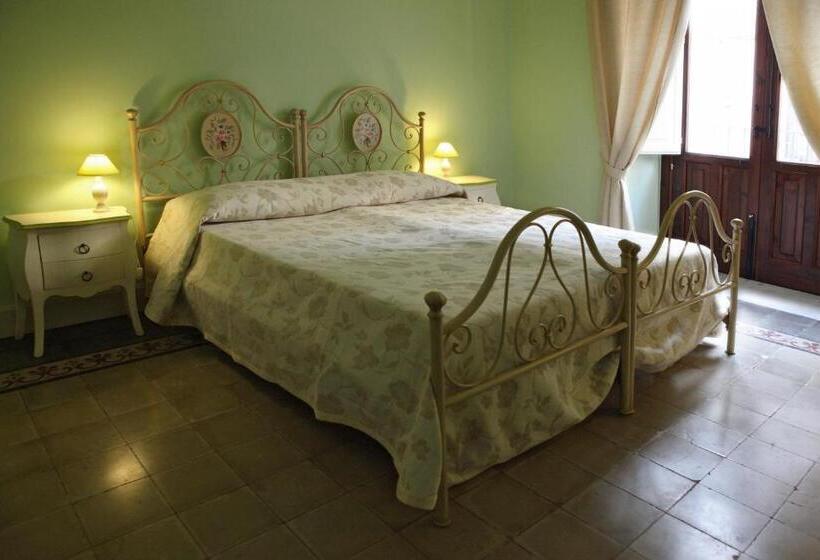 اتاق استاندارد سه تخته با بالکن, Al Duomo Inn