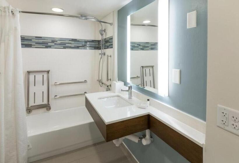 חדר סטנדרט מותאם לאדם עם מוגבלויות, Even Hotel Chicago   Tinley Park   Convention Center, An Ihg