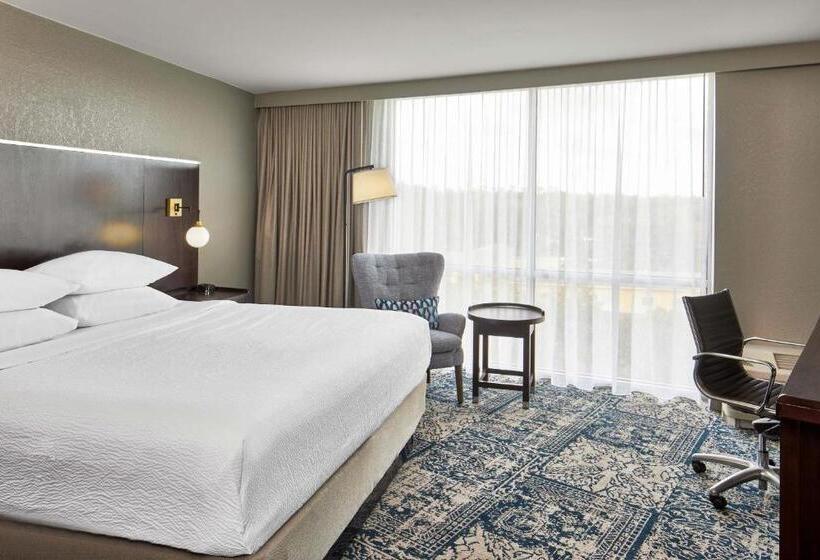 キングサイズベッドのジュニアスイート, Four Points By Sheraton Tallahassee Downtown