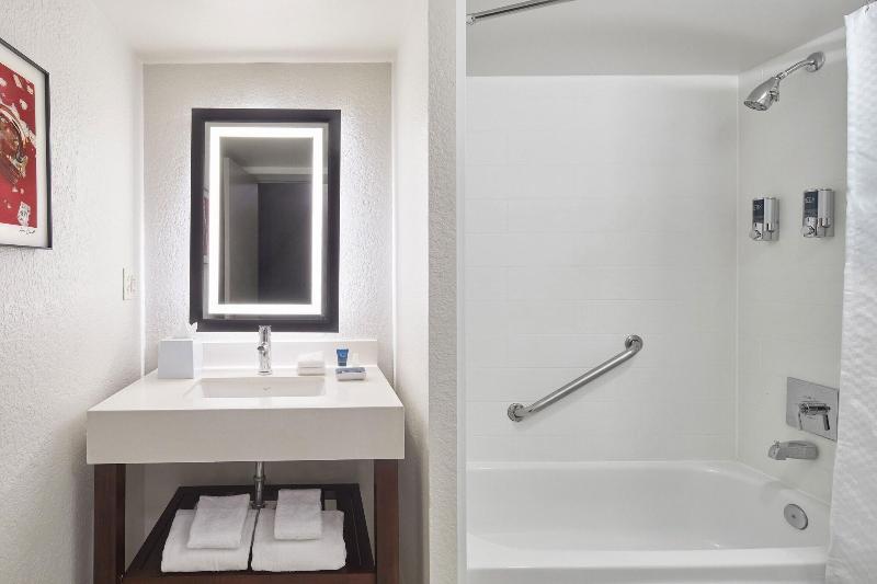 スタンダードルーム, Four Points By Sheraton Tallahassee Downtown