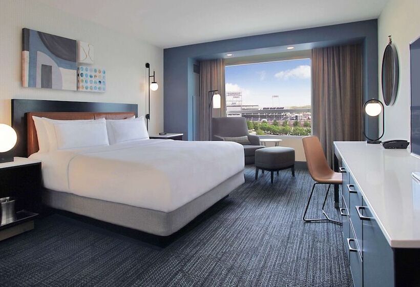 Номер Deluxe, Hilton Omaha