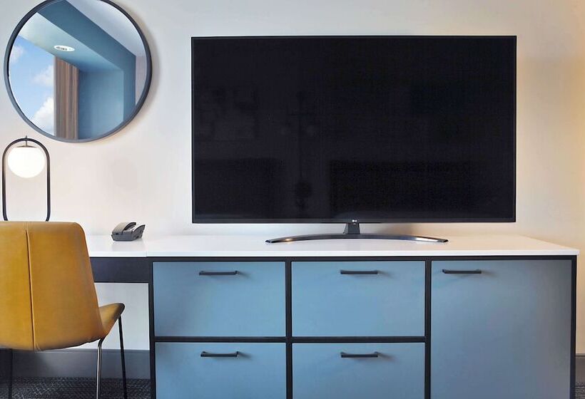 Номер Премиум, Hilton Omaha