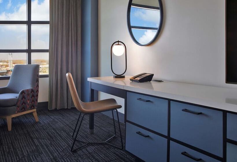 Номер Стандарт 2 Двуспальные Кровати, Hilton Omaha