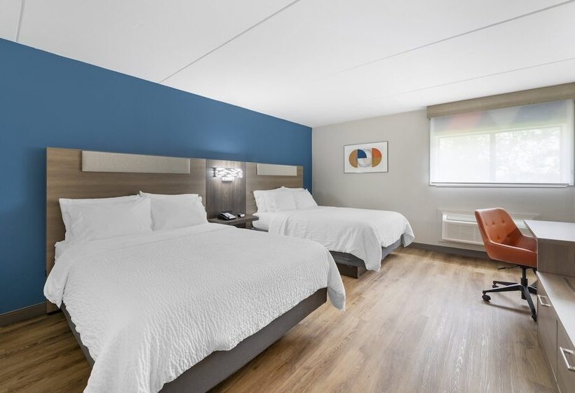 Номер Стандарт 2 Двуспальные Кровати, Holiday Inn Express Greencastle, An Ihg