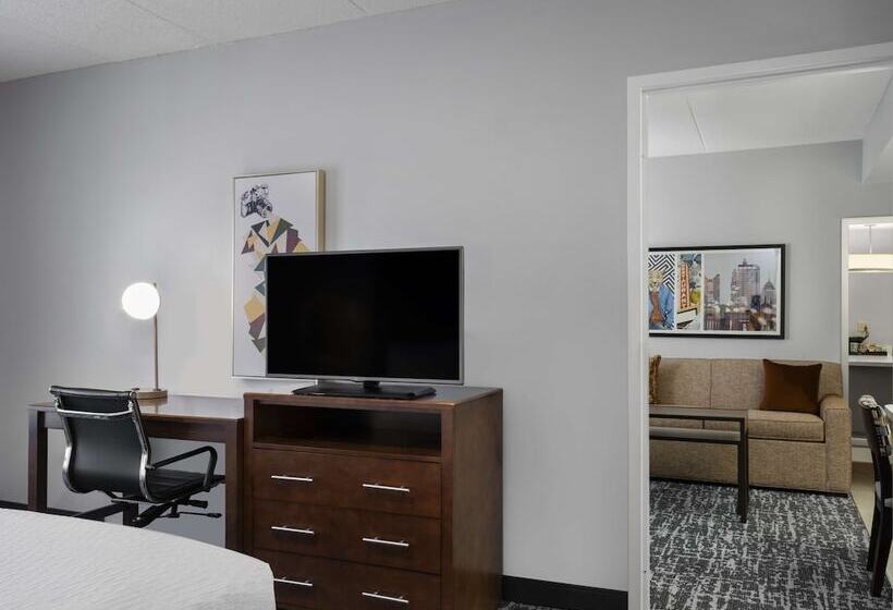 Suite Llit King, Homewood Suites By Hilton Columbus/airport