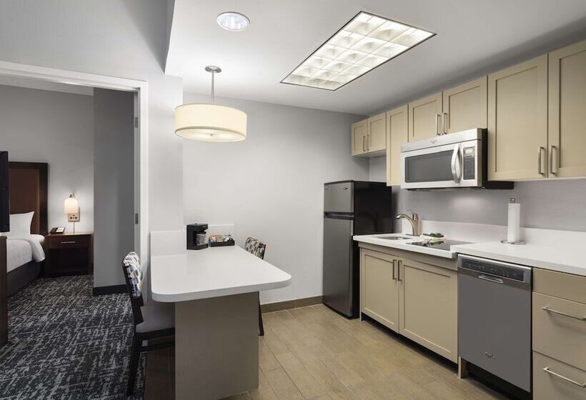 Suite 2 Dormitoris, Homewood Suites By Hilton Columbus/airport